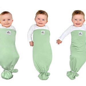 OLLIE Swaddle - Infant Wrap - Light blue